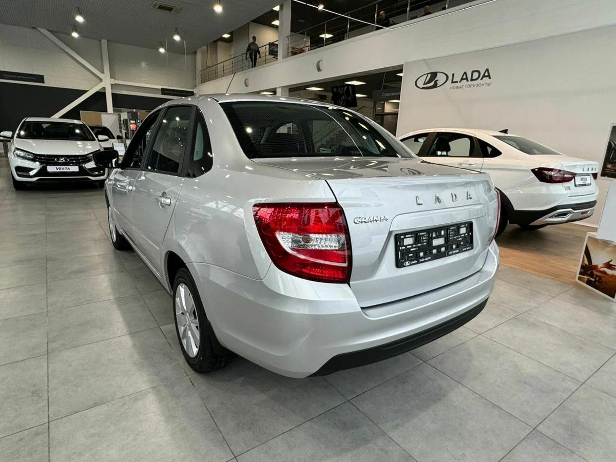 Lada Granta Седан в Екатеринбург - фото №3