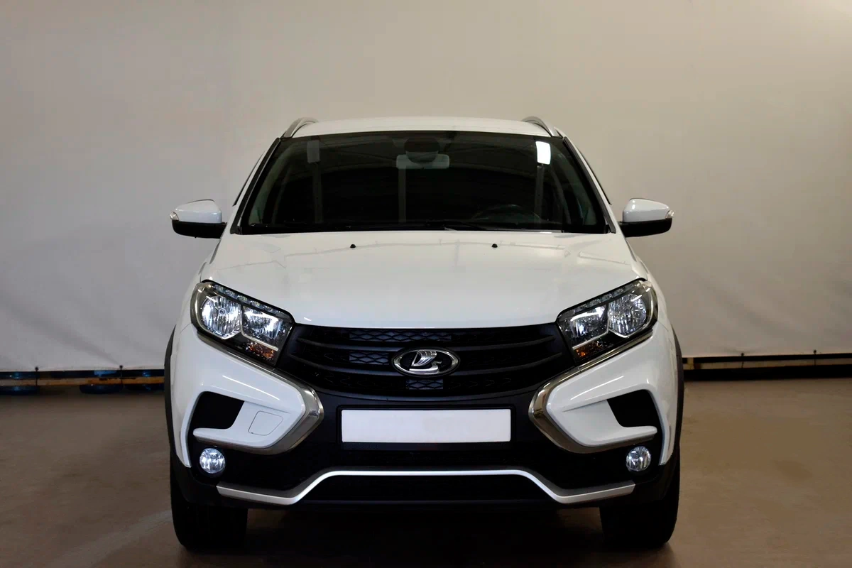 Lada Xray Cross в Екатеринбург - фото №1